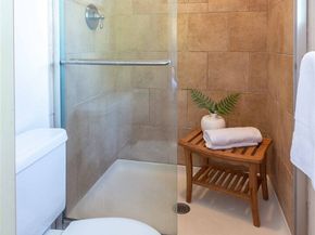 10722 NE 142nd Street, Kirkland WA 98034