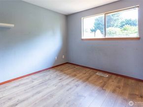 10722 NE 142nd Street, Kirkland WA 98034