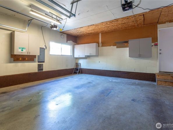 10722 NE 142nd Street, Kirkland WA 98034