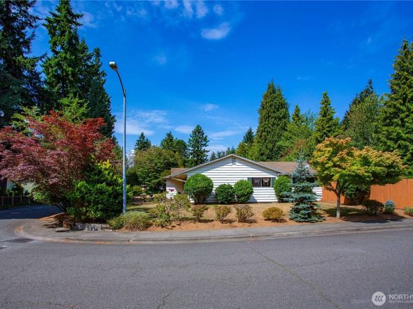 10722 NE 142nd Street, Kirkland WA 98034
