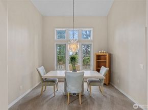 6211 116th Avenue NE, Kirkland WA 98033