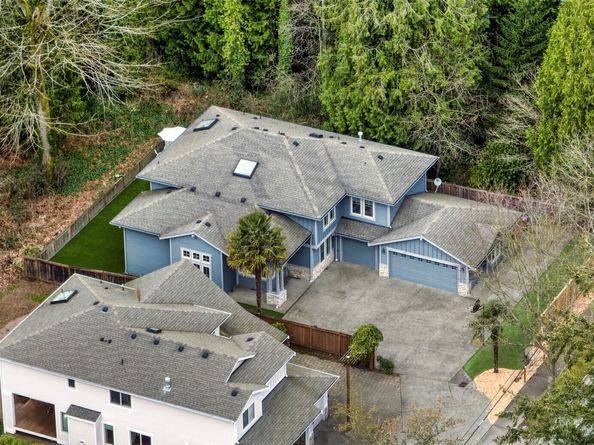 6211 116th Avenue NE, Kirkland WA 98033