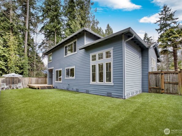 6211 116th Avenue NE, Kirkland WA 98033