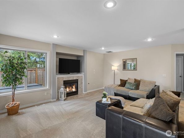 6211 116th Avenue NE, Kirkland WA 98033