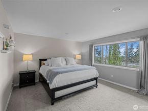6211 116th Avenue NE, Kirkland WA 98033