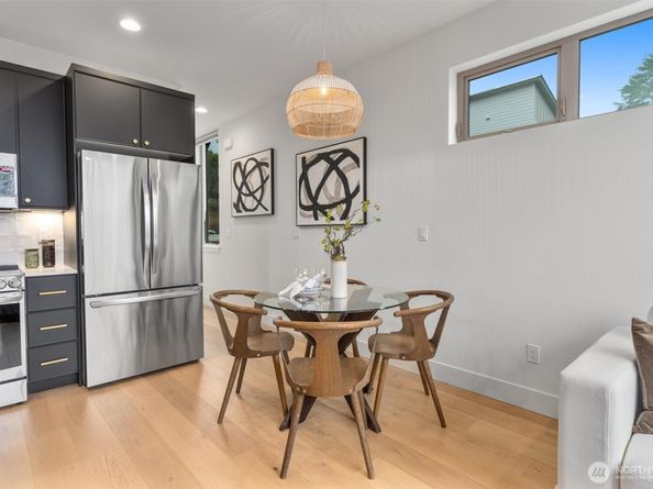 3205 B 37th Place S, Seattle WA 98144