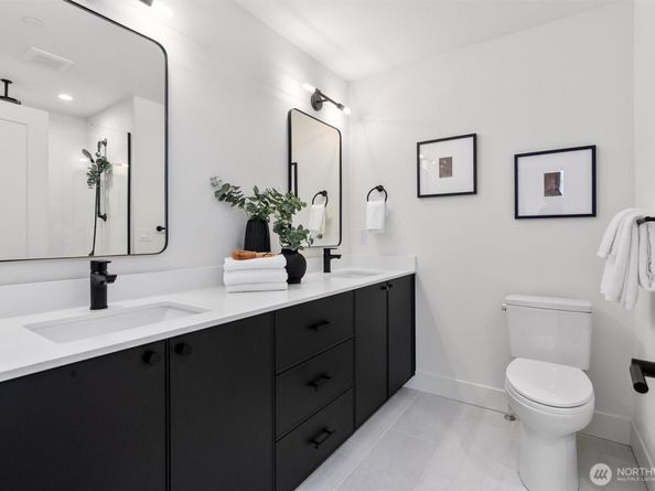 3205 B 37th Place S, Seattle WA 98144