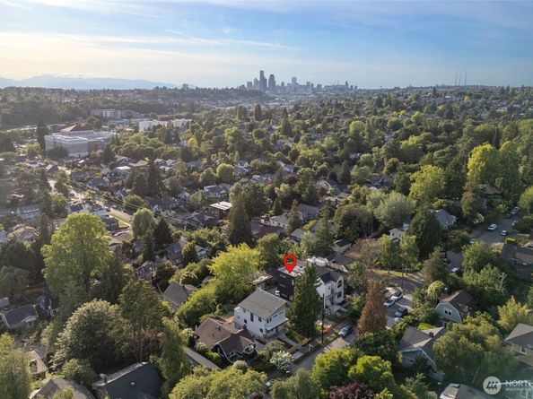 3205 B 37th Place S, Seattle WA 98144
