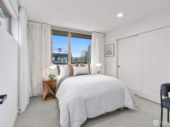 3205 B 37th Place S, Seattle WA 98144