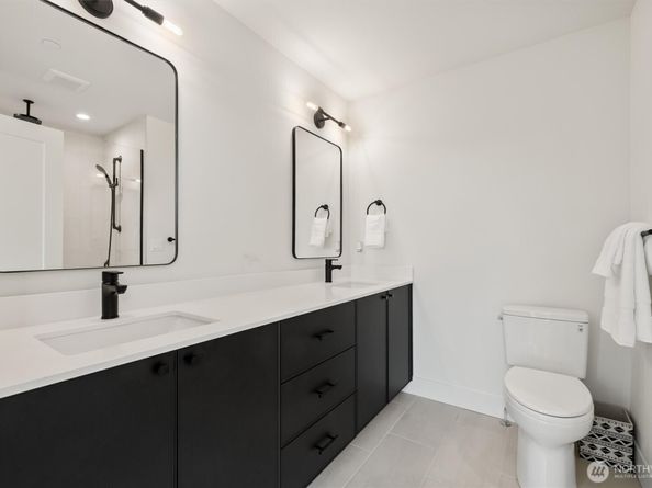 3205 B 37th Place S, Seattle WA 98144