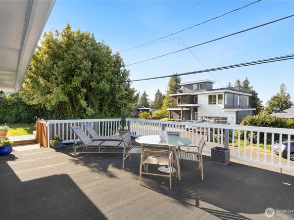10205 Occidental Avenue S, Seattle WA 98168