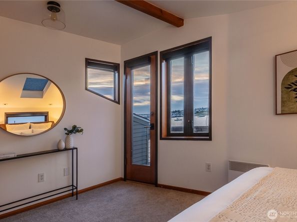2235 Fairview Avenue E 12, Seattle WA 98102