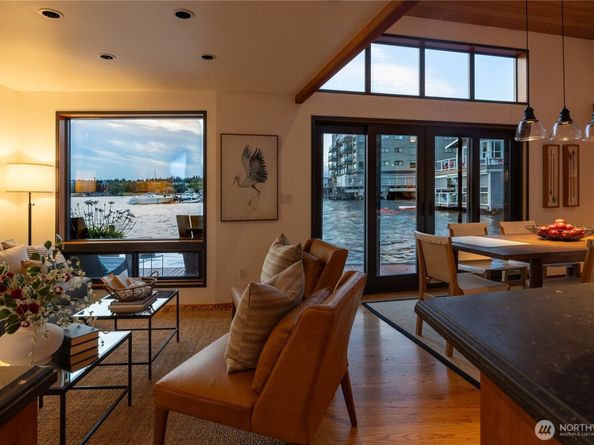 2235 Fairview Avenue E 12, Seattle WA 98102