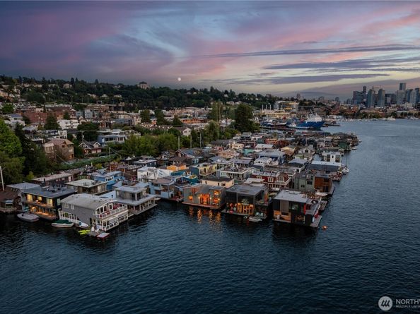 2235 Fairview Avenue E 12, Seattle WA 98102