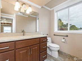800 S 249th Street, Des Moines WA 98198