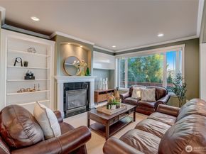 17411 NE 39th Court NE, Redmond WA 98052