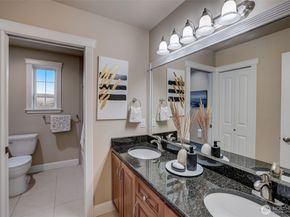 17411 NE 39th Court NE, Redmond WA 98052