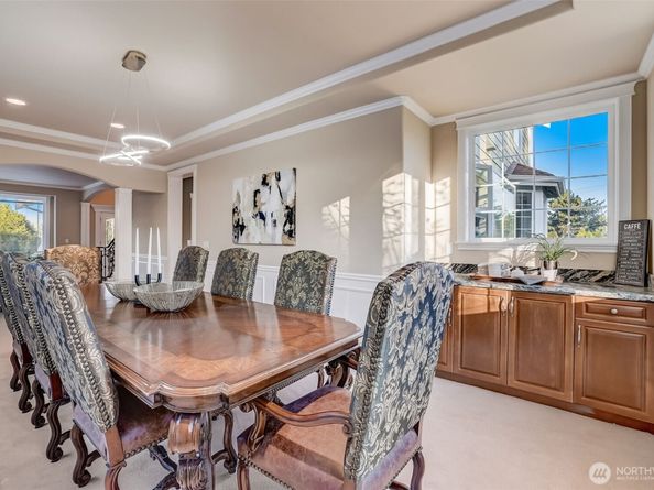 17411 NE 39th Court NE, Redmond WA 98052