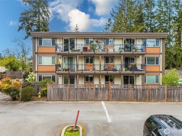 7503 212th Street SW B102, Edmonds WA 98026