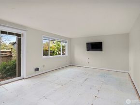 7503 212th Street SW B102, Edmonds WA 98026