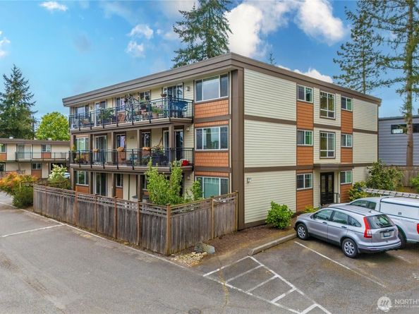 7503 212th Street SW B102, Edmonds WA 98026