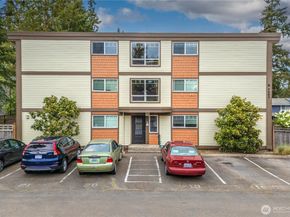 7503 212th Street SW B102, Edmonds WA 98026