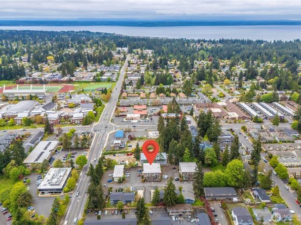 7503 212th Street SW B102, Edmonds WA 98026