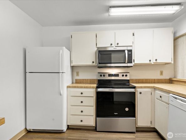 6702 139th Avenue NE 742, Redmond WA 98052