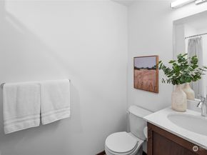 1349 Nolta Loop NE, Bainbridge Island WA 98110