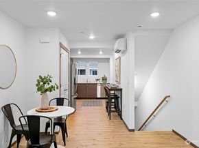 1349 Nolta Loop NE, Bainbridge Island WA 98110