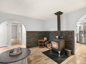 8200 NE View Ridge Lane, Poulsbo WA 98370