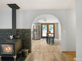 8200 NE View Ridge Lane, Poulsbo WA 98370
