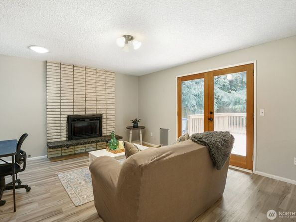 8200 NE View Ridge Lane, Poulsbo WA 98370