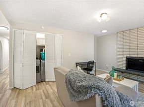 8200 NE View Ridge Lane, Poulsbo WA 98370