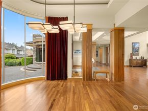 7215 Saint Andrews Lane SE, Snoqualmie WA 98065
