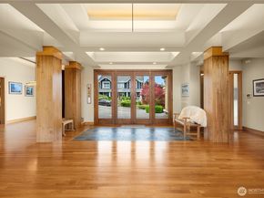 7215 Saint Andrews Lane SE, Snoqualmie WA 98065