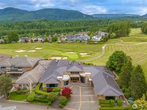 7215 Saint Andrews Lane SE, Snoqualmie WA 98065