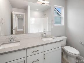 544 SW 97th Street 5, Seattle WA 98106