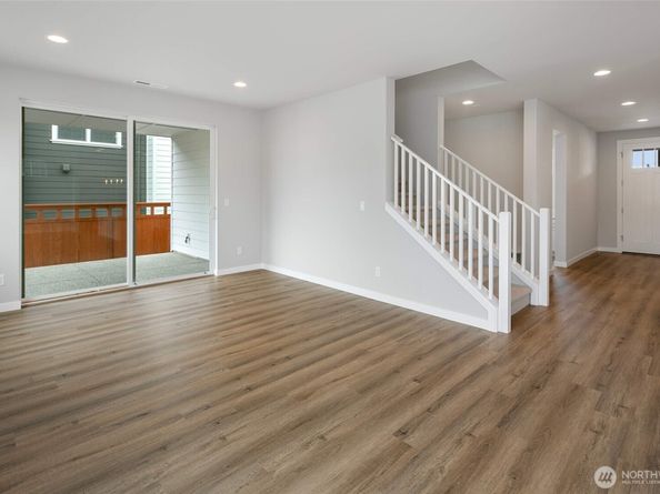 544 SW 97th Street 5, Seattle WA 98106
