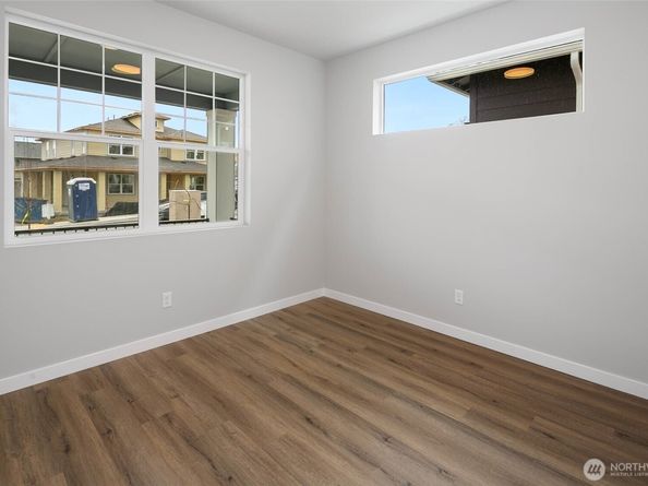 544 SW 97th Street 5, Seattle WA 98106