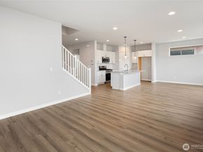 544 SW 97th Street 5, Seattle WA 98106