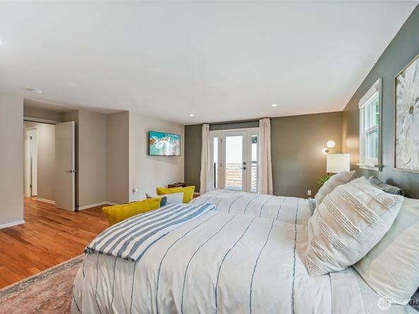 14025 23rd Avenue NE, Seattle WA 98125