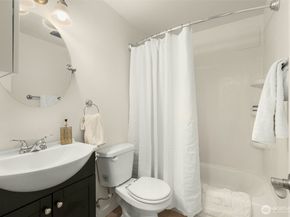 5609 S Prentice Street, Seattle WA 98118