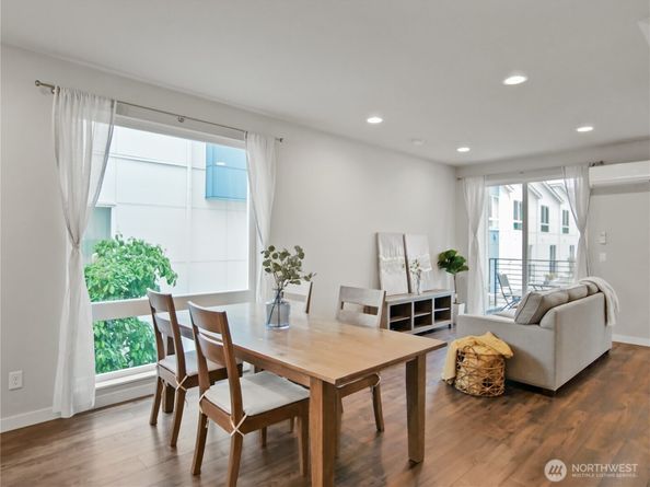 8545 22nd Place NE, Seattle WA 98115