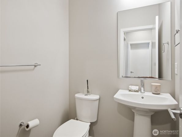 8545 22nd Place NE, Seattle WA 98115