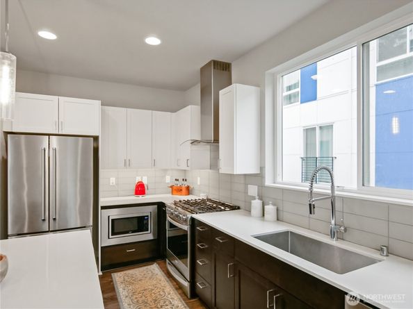8545 22nd Place NE, Seattle WA 98115