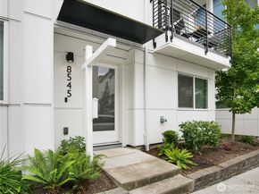 8545 22nd Place NE, Seattle WA 98115