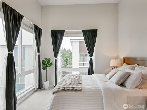 8545 22nd Place NE, Seattle WA 98115