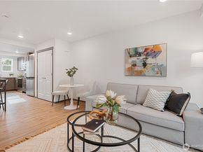 1339 Nolta Loop NE, Bainbridge Island WA 98110