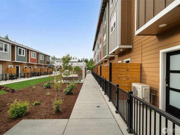 1339 Nolta Loop NE, Bainbridge Island WA 98110